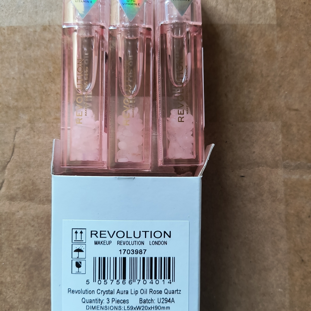 Crystal Aura Lip Oil Rose Quartz 3 Pack Revolution Makeup 0.08 oz/2.5 ml Casepac